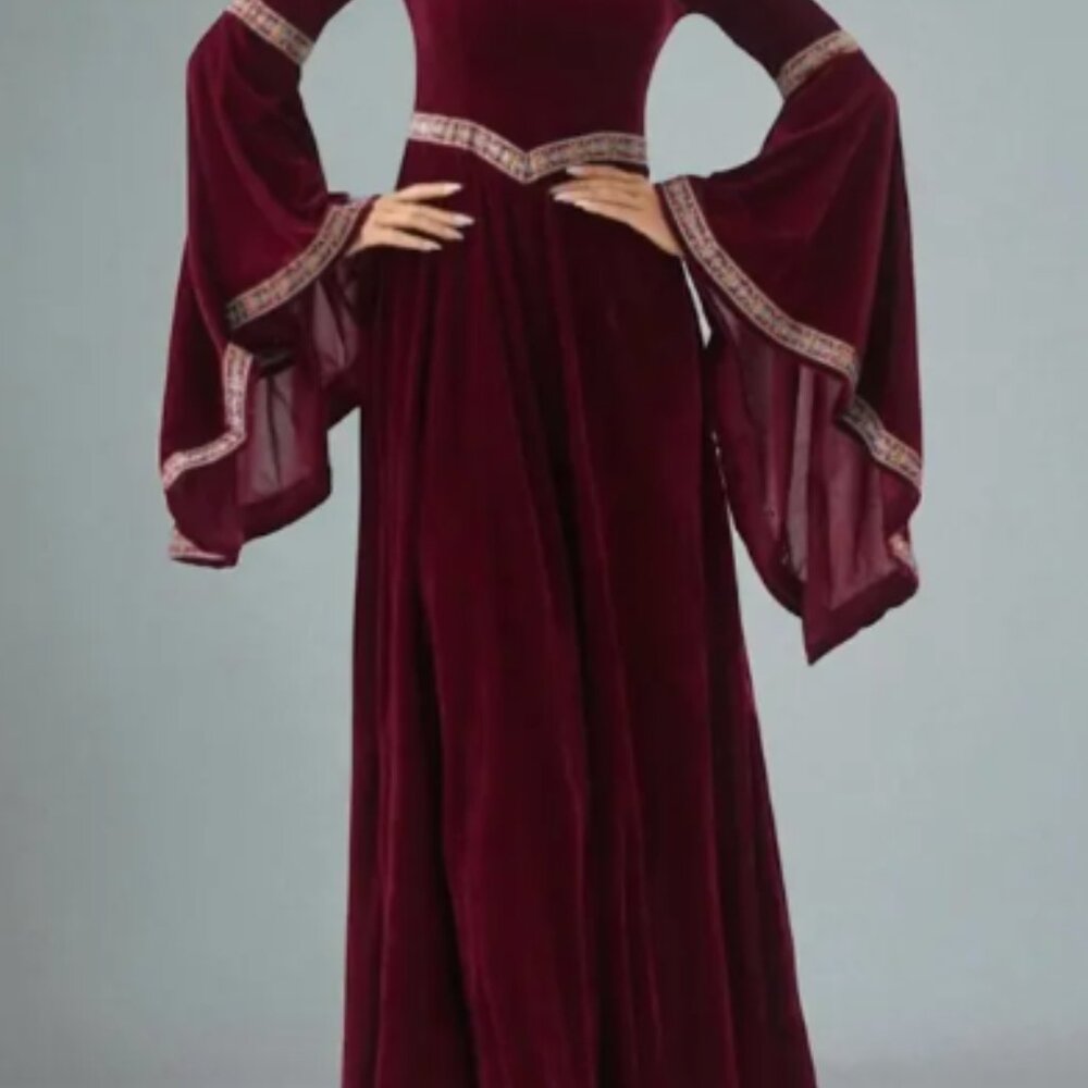 Renaissance Dress/Costume - Picture 3 of 3